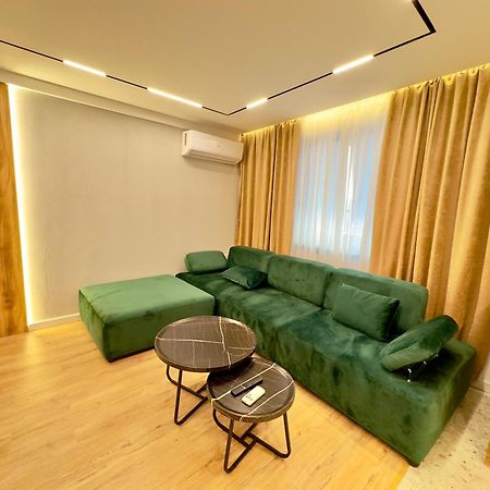 Soinn'S Apartament Tirana Esterno foto
