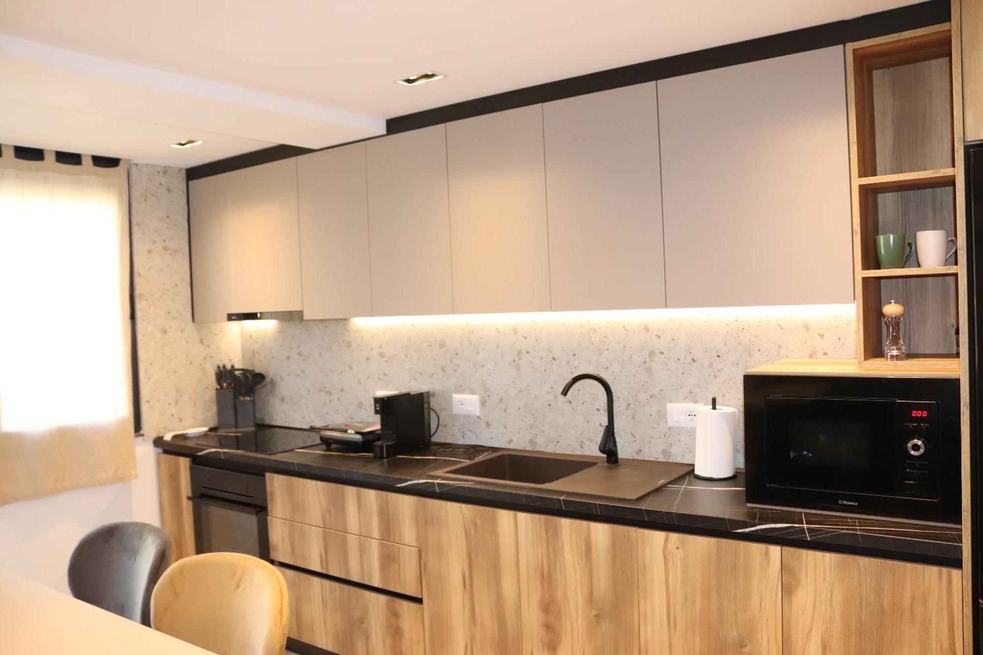 Soinn'S Apartament Tirana Esterno foto