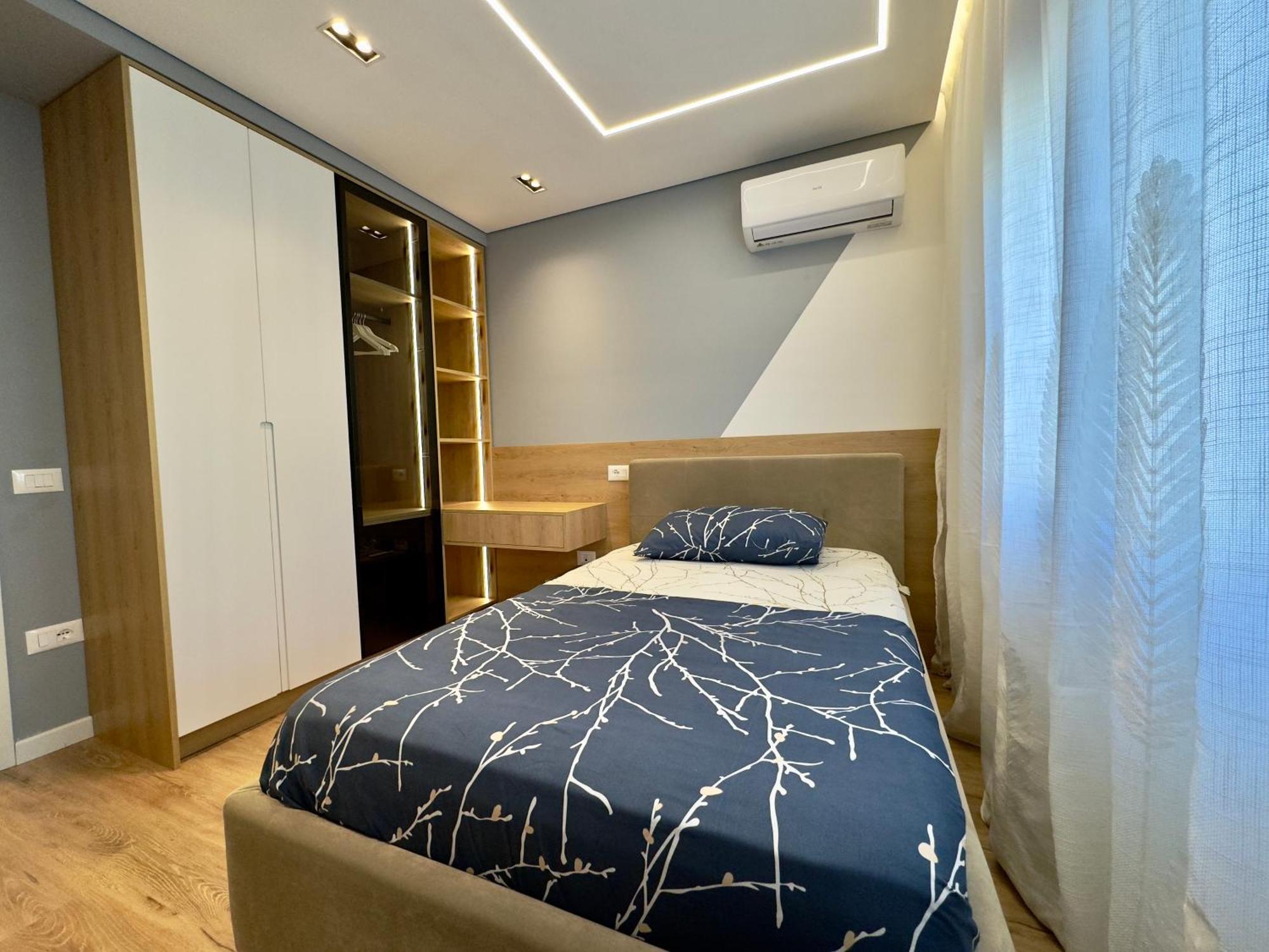 Soinn'S Apartament Tirana Esterno foto